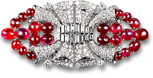 Broche de diamantes y rubíes Cartier Art Deco