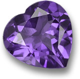 Gema de amatista en forma de corazón
