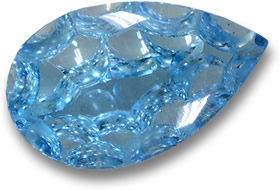 Gema de topacio azul de talla fantasía mixta