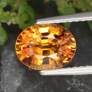 Zafiro naranja calentado