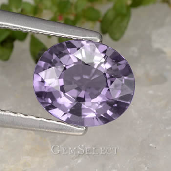Espinela de cristal cúbico