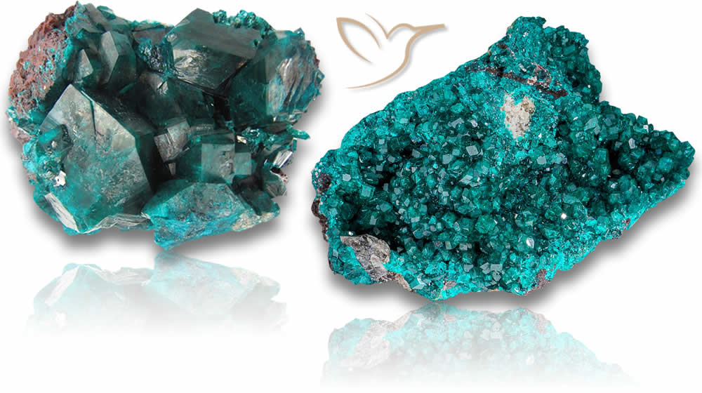 Piedras en bruto de dioptasa verde