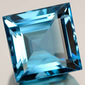 Topacio azul natural