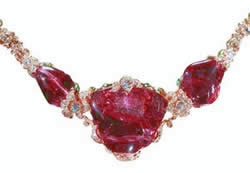 Collar Rubí Timur