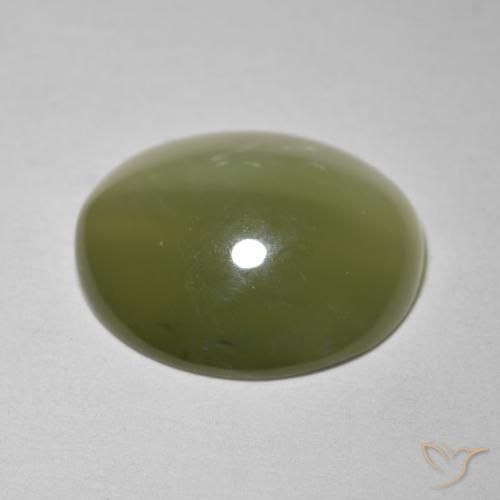Ojo de Gato Actinolita Verde militar natural de 6.09 ct, Ovalada, Translúcido