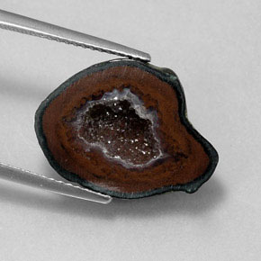 Geoda de ágata Multicolor natural de 9.85 ct, Forma elegante, Opaco