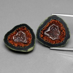 Gemas de geoda de ágata multicolor natural de  ct, forma elegante, opaco