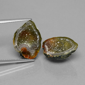 Gemas de geoda de ágata multicolor natural de  ct, forma elegante, opaco