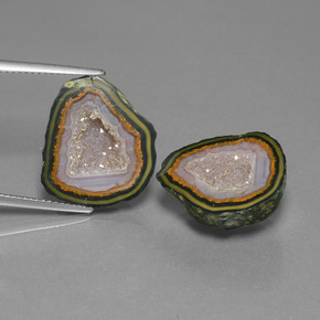 Gemas de geoda de ágata multicolor natural de  ct, forma elegante, opaco