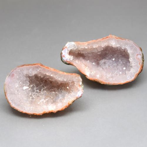 Gemas de geoda de ágata multicolor natural de 17,53 ct, forma elegante, opaco