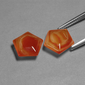 Gemas de ágata naranja natural de  ct, forma elegante, translúcido