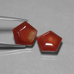 Gemas de ágata naranja natural de  ct, forma elegante, translúcido