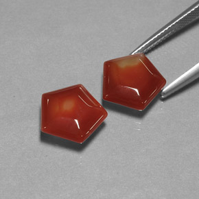 Gemas de ágata naranja natural de  ct, forma elegante, translúcido