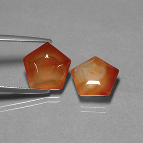 Gemas de ágata naranja natural de  ct, forma elegante, translúcido