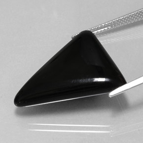 Ágata negro natural de 16,78 ct, trillón, opaco