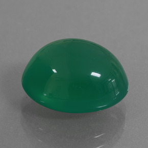 Ágata Verde cálido natural de 6.79 ct, Corte Óvalo, Translúcido