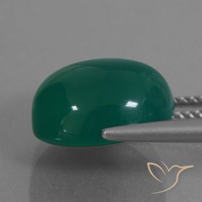 Ágata Verde medio natural de 7.18 ct, Ovalada, Translúcido
