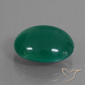 Ágata Verde intenso medio natural de 6.42 ct, Ovalada, Translúcido
