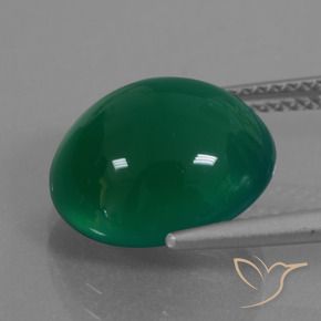 Ágata Verde medio natural de 7.02 ct, Ovalada, Translúcido