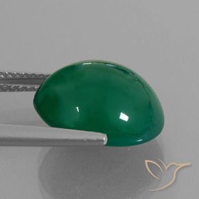 Ágata Verde medio natural de 7.30 ct, Ovalada, Translúcido