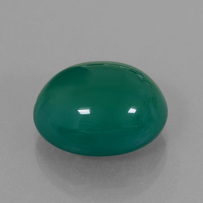 Ágata Verde medio natural de 7.57 ct, Corte Óvalo, Translúcido