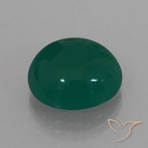 Ágata Verde oscuro medio natural de 7.17 ct, Ovalada, Translúcido