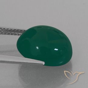 Ágata Verde oscuro medio natural de 7.17 ct, Ovalada, Translúcido