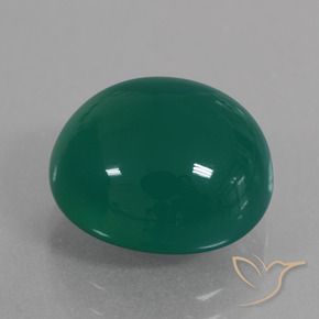 Ágata Verde medio natural de 7.25 ct, Ovalada, Translúcido