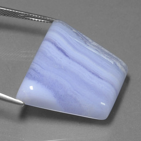 Ágata violeta natural de 48,95 ct, forma elegante, translúcido