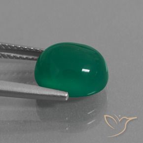 Ágata Verde intenso medio natural de 3.48 ct, Ovalada, Translúcido