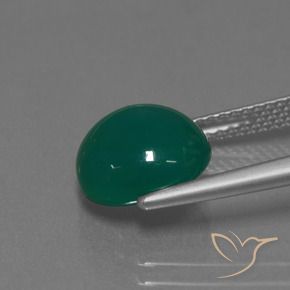 Ágata Verde oscuro medio natural de 3.53 ct, Ovalada, Translúcido