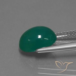 Ágata Verde medio natural de 3.50 ct, Ovalada, Translúcido