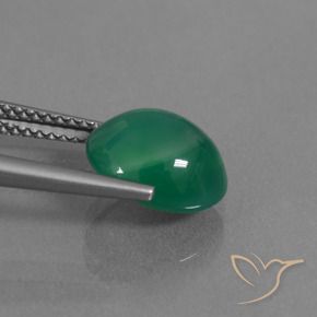 Ágata Verde cálido natural de 3.19 ct, Ovalada, Translúcido