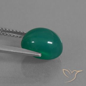 Ágata Verde medio natural de 3.34 ct, Ovalada, Translúcido