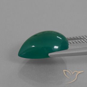 Ágata Verde oscuro medio natural de 6.66 ct, En forma de pera, Translúcido