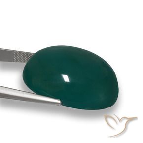 Ágata Verde oscuro natural de 67.56 ct, Ovalada, Translúcido