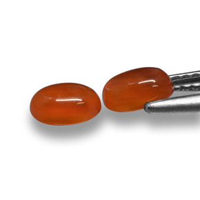 Gemas de ágata rojo natural de 1,17 ct, corte óvalo, translúcido