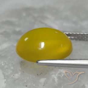 Ágata Amarillo medio natural de 5.95 ct, Ovalada, Translúcido