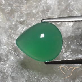 Ágata Verde cálido natural de 3.01 ct, En forma de pera, Translúcido