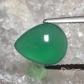 Ágata Verde cálido natural de 2.04 ct, En forma de pera, Translúcido