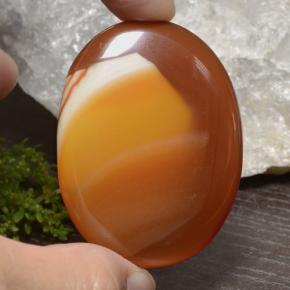 Ágata multicolor natural de 81,88 ct, corte óvalo, translúcido
