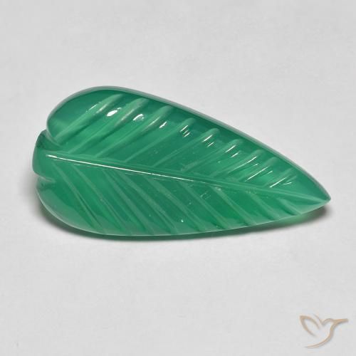Ágata Verde intenso medio natural de 4.30 ct, Elegante, Translúcido