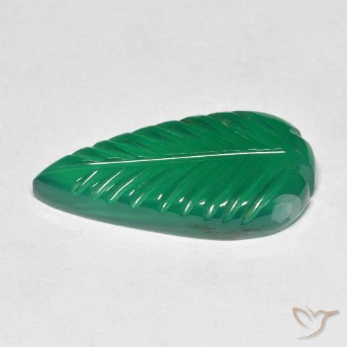 Ágata Verde medio natural de 4.92 ct, Elegante, Translúcido