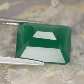 Ágata Verde intenso medio natural de 5.34 ct, corte esmeralda, Translúcido
