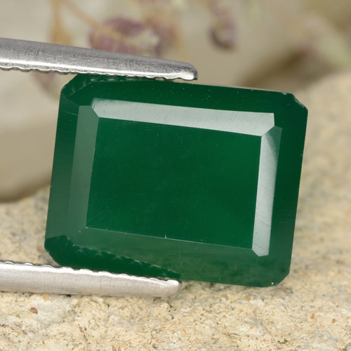 Ágata Verde medio natural de 4.52 ct, corte esmeralda, Translúcido