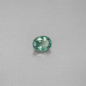 Alexandrita Verde/rojo natural de 0.38 ct, Corte Óvalo, VVS-VS