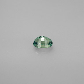 Alexandrita Verde/rojo natural de 0.43 ct, Corte Óvalo, VS