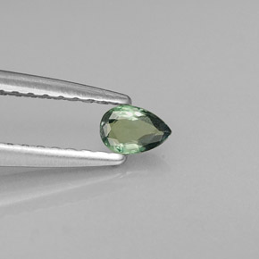 Alexandrita Verde/rojo natural de 0.16 ct, En forma de pera, VVS-VS