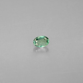 Alexandrita Verde/rojo natural de 0.11 ct, Corte Óvalo, VS