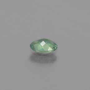 Alexandrita Verde/rojo natural de 0.46 ct, Corte Óvalo, VS